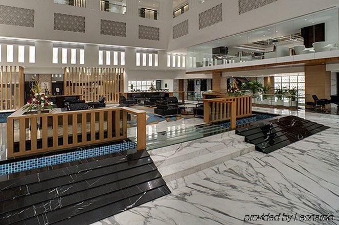 Orange Megastructure Llp Hotel 5*