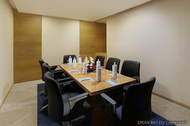 Orange Megastructure Llp Hotel 5*