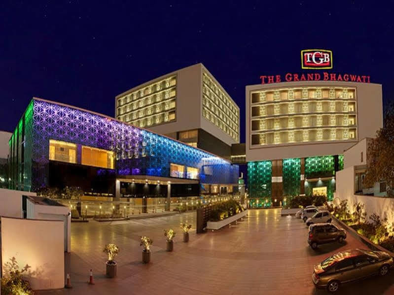 Hotel Orange Megastructure Llp 5*